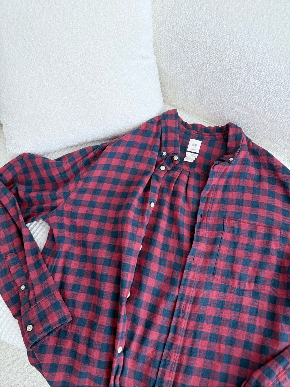 H&M Buffalo Plaid Flannel Shirt XL Red Navy Button Down Lumberjack